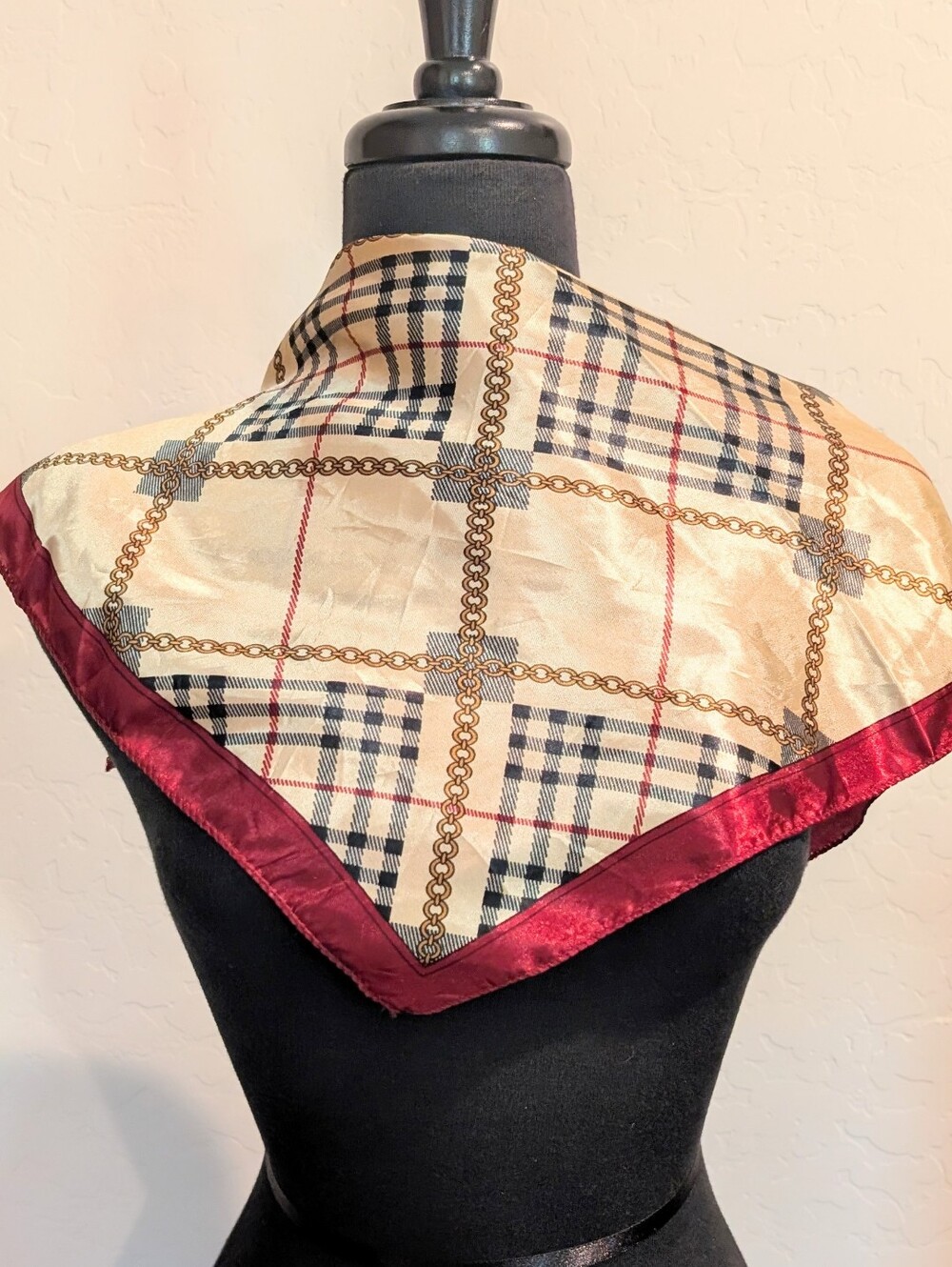 Classic Burgundy Cream Black Gold Houndstooth Pattern 20" X 20" Satin Scarf